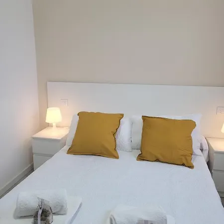 Byhouse La Estación Apartamento Sarria