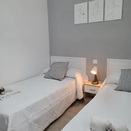 Apartamento Byhouse La Estación Sarria